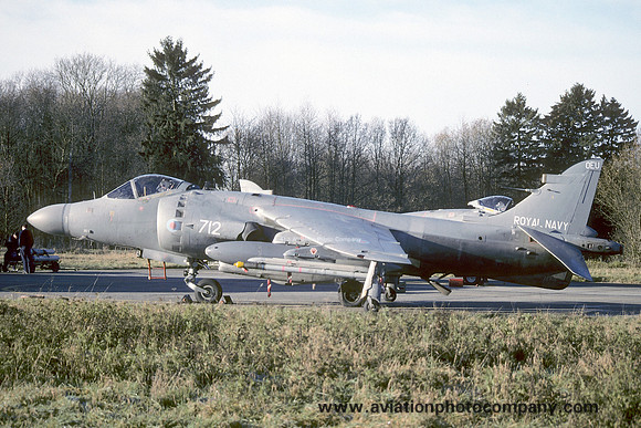 Royal Navy 899 Squadron BAe Sea Harrier F/A.2 ZE691/712 (1995)