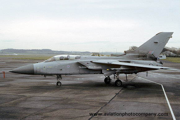 RAF 25 Squadron Panavia Tornado F.3 ZE203/FI (1996)