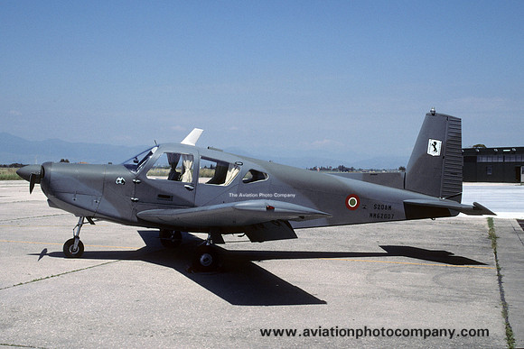 Italian Air Force 9 Stormo SIAI S-208M MM62007 (2004)