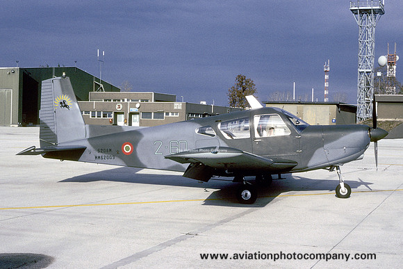 Italian Air Force 2 Stormo SIAI S-208M MM62009/2-60 (2006)