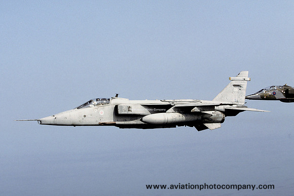 RAF 54 Squadron Sepecat Jaguar GR.1 XZ394/GN (1995)