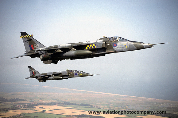 RAF 54 Squadron Sepecat Jaguar GR.1 XZ391/GM (1995)