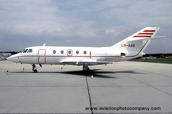 Air Express A-S Dassault Falcon 20C LN-AAB (1985)