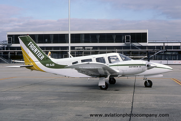 Frontier Piper PA-34-200T Seneca II VH-SJO (1985)