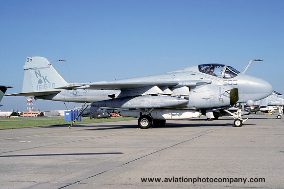 US Navy VA-196 Grumman A-6E Intruder 161670/NK-505 (1986)