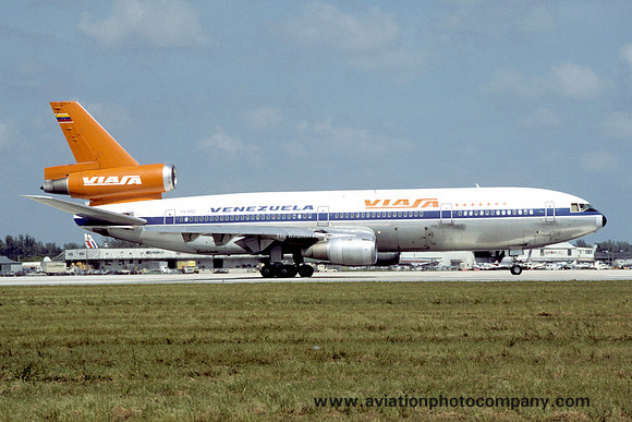 VIASA Douglas DC-10-30 YV-135C (1984)