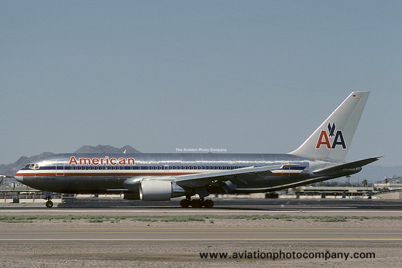 American Airlines Boeing 767-200 N302AA (1985)