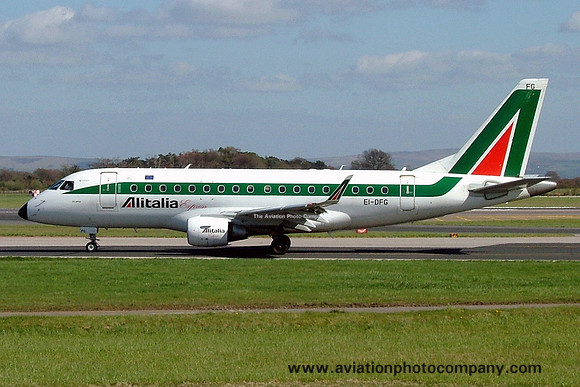 Alitalia Express Embraer ERJ-170 EI-DFG at Manchester IAP (2006)