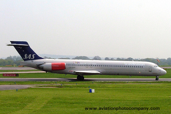 SAS Scandinavian Airlines System McDonnell Douglas MD-87 LN-RMP at Manchester IAP (2006)