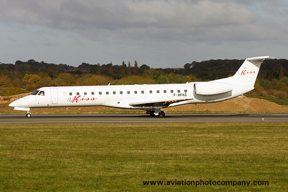 Fly Kiss Embraer EMB-145 F-HFKG at Luton (2016)