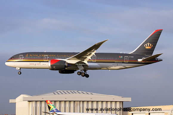 Royal Jordanian Airlines Boeing 787-8 JY-BAG at London Heathrow (2016)