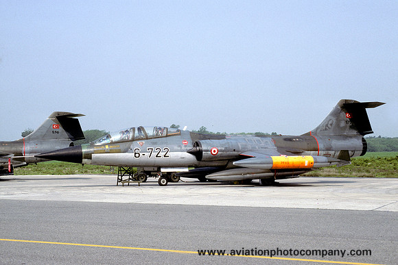 Turkish Air Force 161 Filo Lockheed TF-104G Starfighter 6-722 (1988)