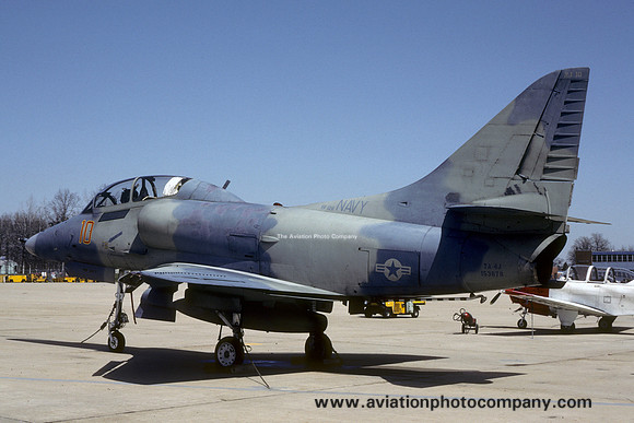 US Navy VF-126 Douglas TA-4J Skyhawk 153678/NJ-10 (1983)