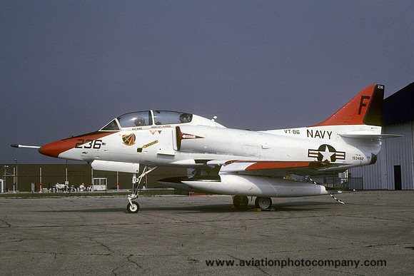 US Navy VT-86 Douglas TA-4J Skyhawk 153482/F-236 (1990)