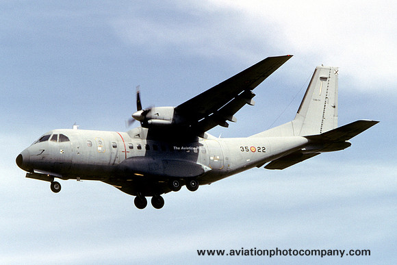 Spanish Air Force Ala 35 CASA CN.235-100M T.19B-04/35-22 (2006)