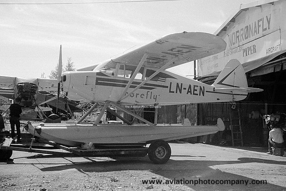 Norefly Piper PA-22-160 Tri-Pacer LN-AEN (1966)