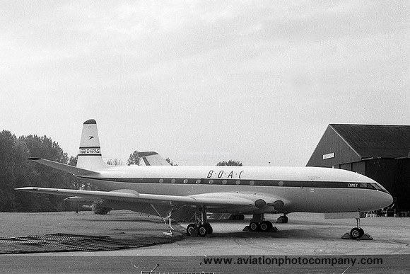 BOAC De Havilland Comet 3 G-APAS displayed at Cosford (1970)