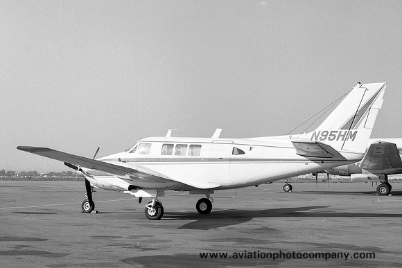 Beech Queen Air 80 N95HM (1970)
