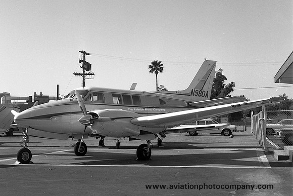 Beech Queen Air 80 N980A (1965)