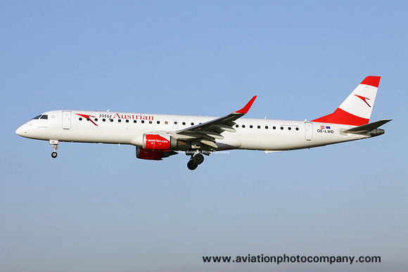 Austrian Airlines Embraer ERJ-195 OE-LWD at Manchester IAP (2017)