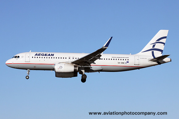 Aegean Airlines Airbus A320-200 SX-DNE at Manchester (2017)
