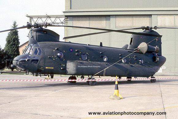 RAF 27 Squadron Vertol Chinook HC.2 ZD575/NZ at RAF Cottesmore (1996)