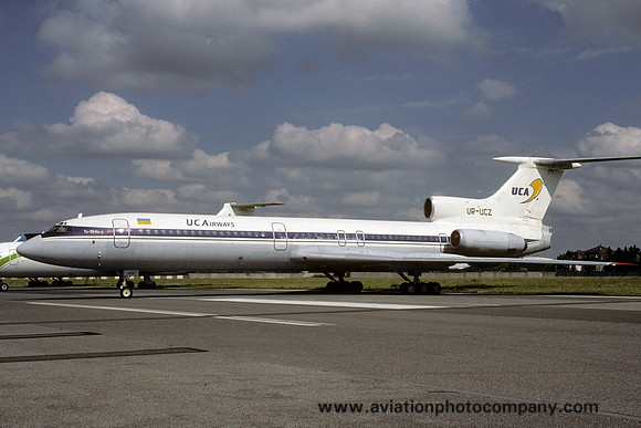 UC Airways Tupolev Tu-154B UR-UCZ (2000)