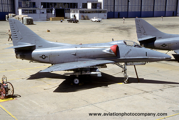 US Navy VC-12 Douglas A-4F Skyhawk 154200 (1986)