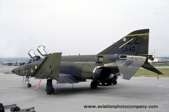 USAF 18 TFW 15 TRS McDonnell RF-4C Phantom 66-0440/ZZ (1986)