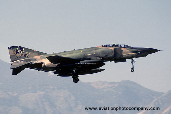 USAF 10 TRW 1 TRS McDonnell RF-4C Phantom 68-0589/AR (1986)