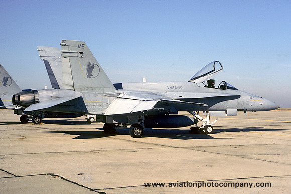 US Marines VMFA-115 McDonnell Douglas F/A-18A Hornet 162460/VE-07 (1986)