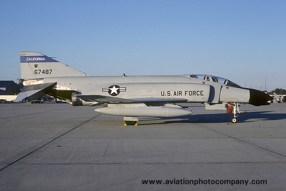USAF California ANG 194 FIS McDonnell F-4D Phantom 66-7487 (1986)