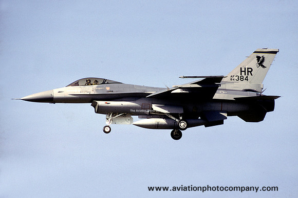USAF 50 TFW  10 TFS General Dynamics F-16C Fighting Falcon 84-1384/HR (1986)