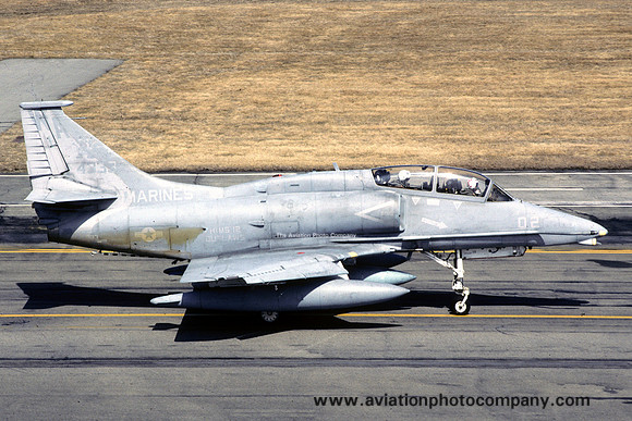 US Marines H&MS-12 Douglas OA-4M Skyhawk 154333/WA-02 (1987)
