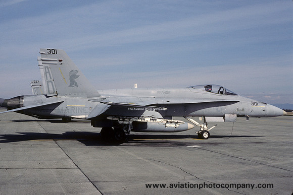US Marines VFA-106 McDonnell Douglas F/A-18A Hornet 163093/AD-301 (1987)