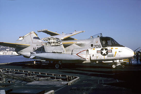US Navy VS-22 Lockheed S-3A Viking 158864/AC-706 on board USS John F. Kennedy (1986)