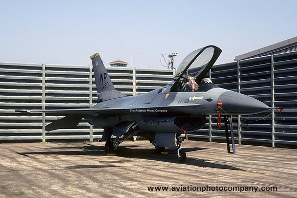 USAF 8 TFW 80 TFS General Dynamics F-16A Fighting Falcon 80-0580/WP (1987)