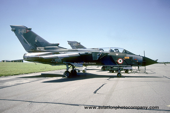 Italian Air Force TTTE Panavia Tornado MM55001/I-40 (1990)