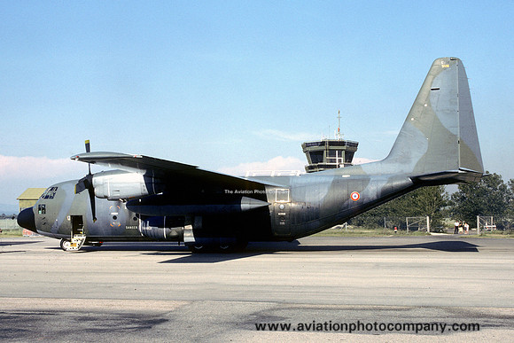 French Air Force ET61 Lockheed C-130H Hercules 5116/61-PB (1990)