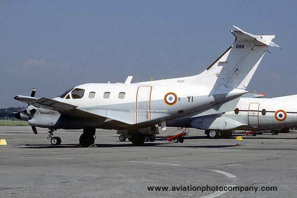French Air Force ETE44 Embraer Xingu 086/YI (1990)
