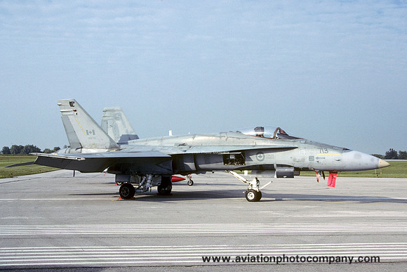 Canadian Air Force 410 Squadron McDonnell Douglas CF-118 Hornet 188713 (1990)