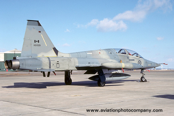 Canadian Air Force 419 Squadron Canadair CF-5D/CF-116D 116839 (1990)