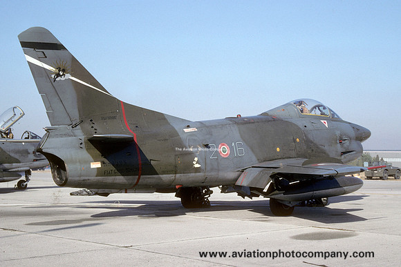 Italian Air Force 2 Stormo FIAT G-91R MM6395/2-16 (1990)