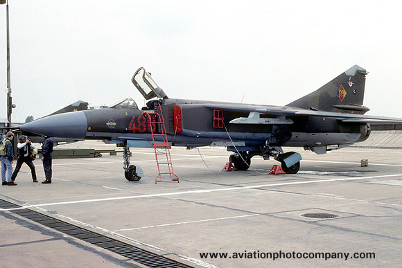 East German Air Force JG9 Mikoyan MiG-23MF 488 (1990)
