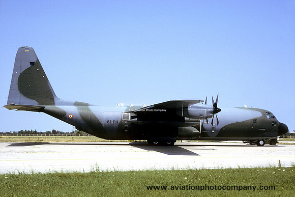 French Air Force ET61 Lockheed C-130H-30 Hercules 5151/61-PH (1990)