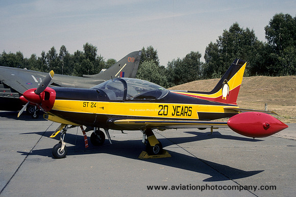 Belgian Air Force 5 Sml SIAI SF-260M ST-24 (1990)