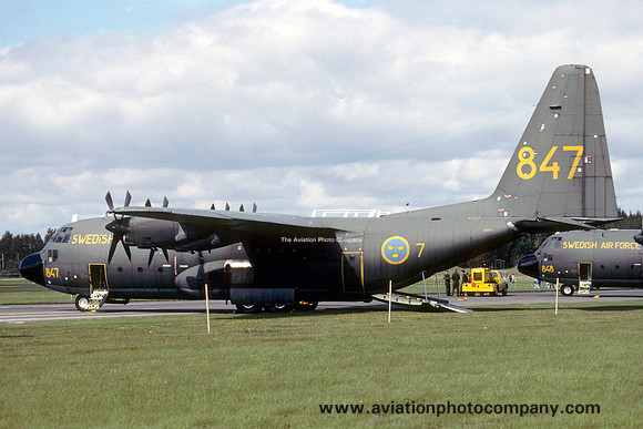 Swedish Air Force F7 Lockheed C-130H/Tp84 Hercules 84007/847 (1990)