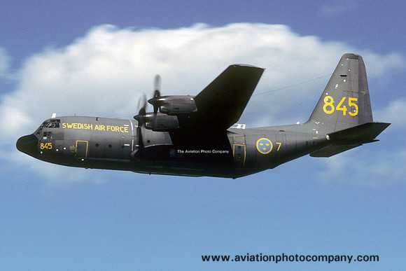 Swedish Air Force F7 Lockheed C-130H/Tp84 Hercules 84005/845 (1990)