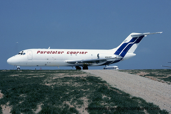 Purolator Courier Douglas DC-9-15F N564PC (1985)