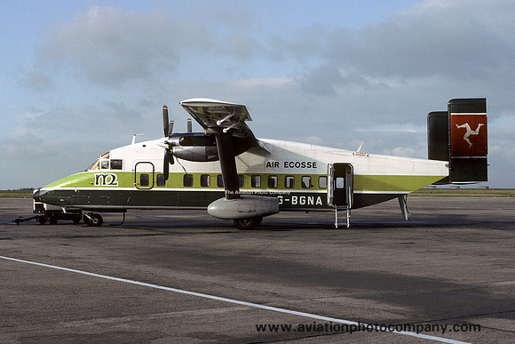 Manx Airlines/Air Ecosse Short SD-330 G-BGNA at East Midlands (1983)